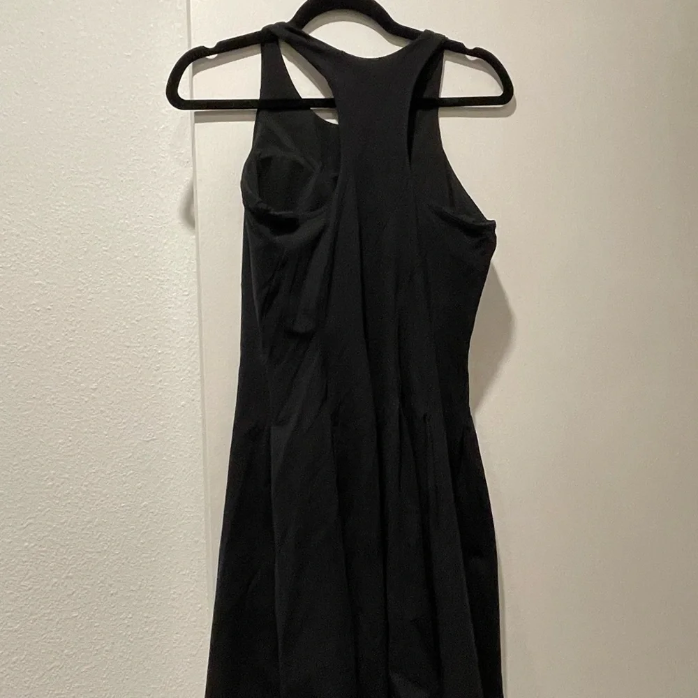 Lululemon‎ Elegant Black Sleeveless Dress